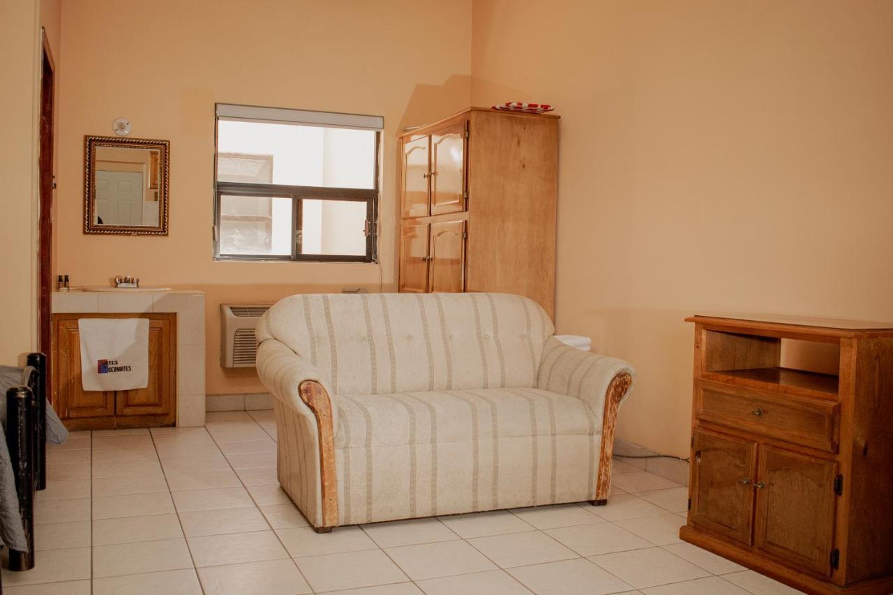 Suites Cervantes Chihuahua Luaran gambar