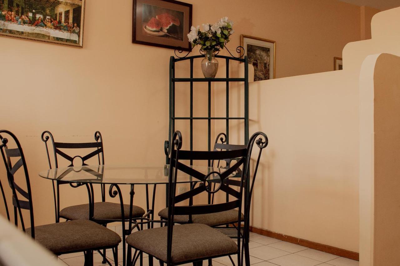 Suites Cervantes Chihuahua Luaran gambar