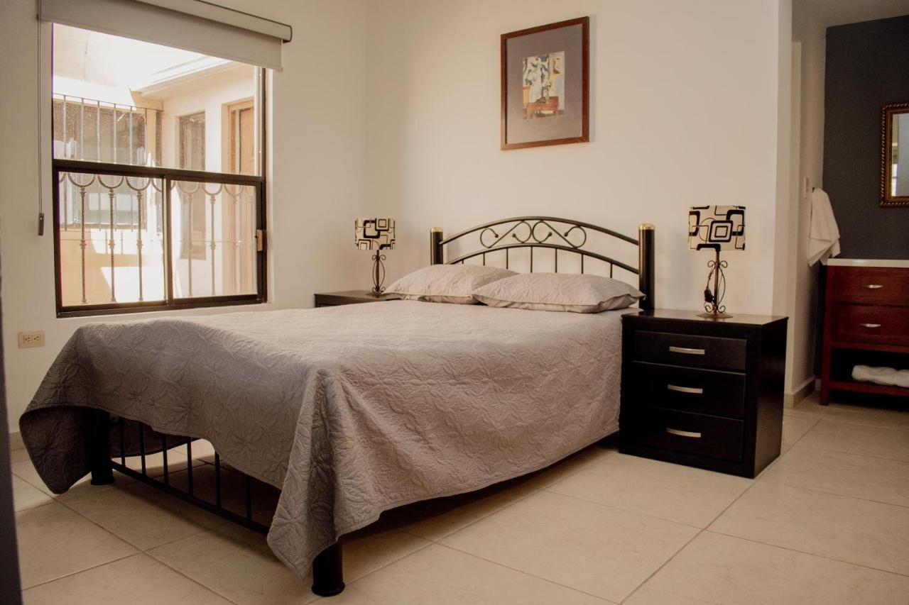 Suites Cervantes Chihuahua Luaran gambar