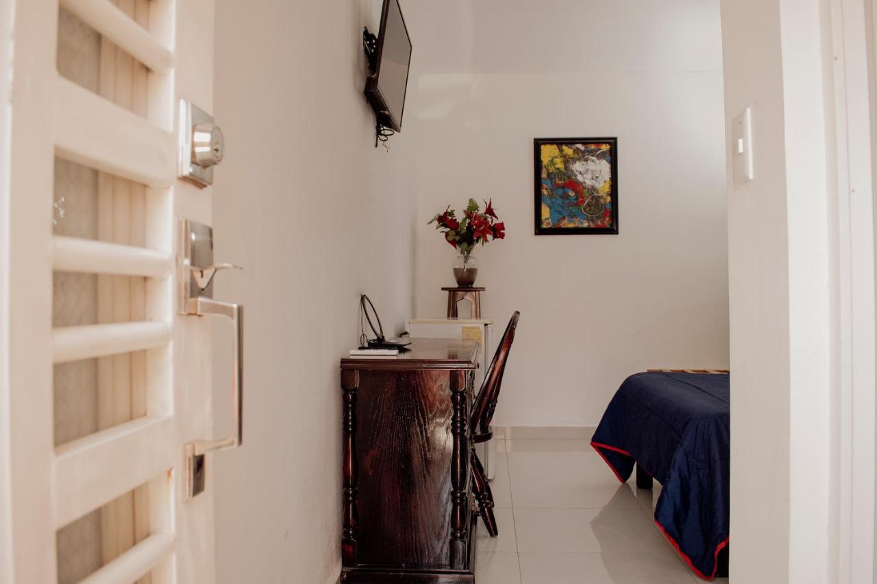 Suites Cervantes Chihuahua Luaran gambar