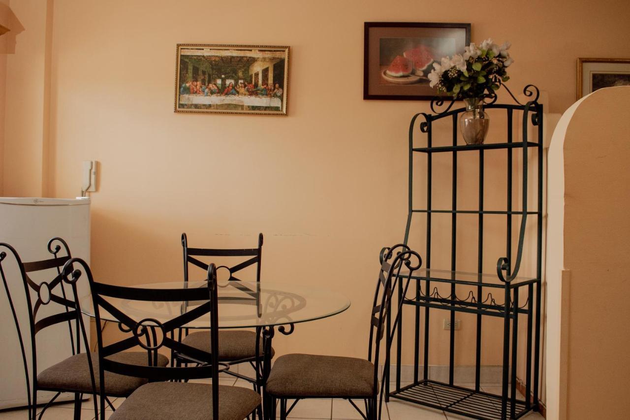 Suites Cervantes Chihuahua Luaran gambar