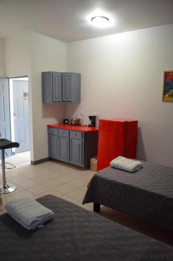 Suites Cervantes Chihuahua Luaran gambar